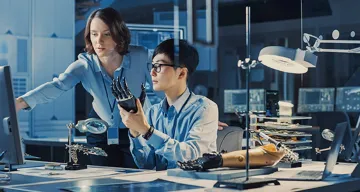 Made to Cure for Medical Device > Hero Banner > Dassault Systèmes®