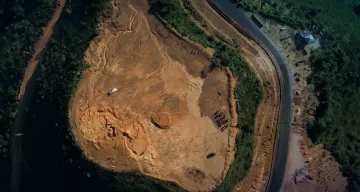 Rethink What's Possible in Open Pit Mines > Hero Banner > Dassault Systèmes®