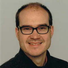 Axel DEWES > Speaker > Dassault Systèmes®