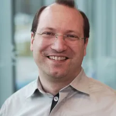 Frank Scharf > Speaker>  Dassault Systèmes