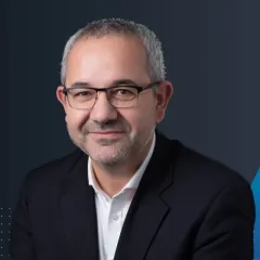 Cyril GUECHE > Speaker > Dassault Systèmes®