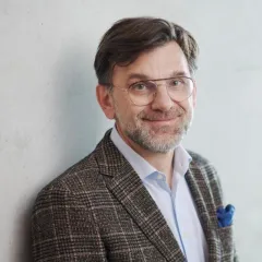 Dr Darko SUCIC > Speaker > Dassault Systèmes®