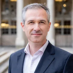 Stephane SIREAU > Speaker > Dassault Systèmes®