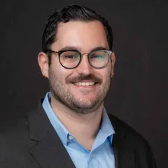 Adam LYONS > Speaker > Dassault Systèmes®