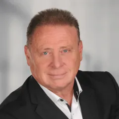 Thomas BOVENDERD > Speaker > Dassault Systèmes®