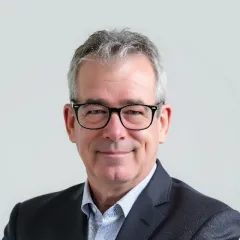 John ARNOLD > Speaker > Dassault Systèmes®