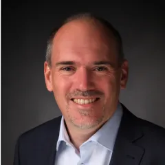 Michael DIEDENHOFEN > Speaker > Dassault Systèmes®